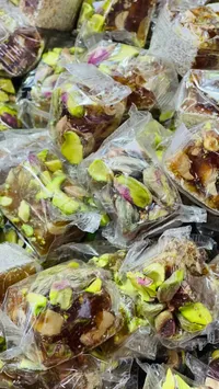 قطع حلقوم بالفستق