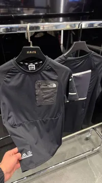 تيشيرت رياضي للرجال - ذا نورث فيس (The North Face)