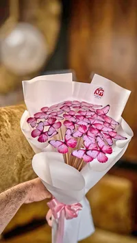 باقة فراشات وردية - تذكار