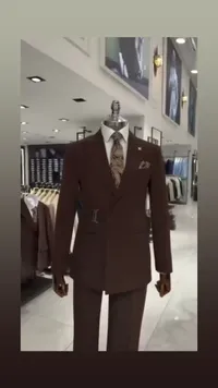 بدلة فرح شبابية كلاسيكية - بني