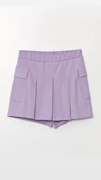 تنورة قصيرة بنمط كارجو - إتش آند إم (H&M)