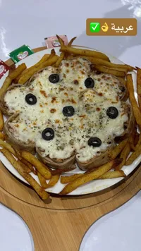 وجبة شاورما عربية بالجبنة