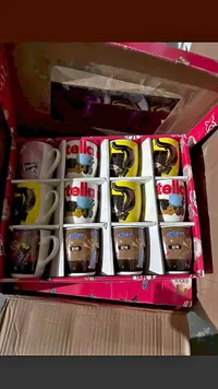 طقم أكواب شوكولاتة وسناكات متنوعة (Nutella, Snickers, Milka, Rocher)