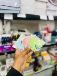 أوراق ملاحظات لاصقة (Sticky Notes)
