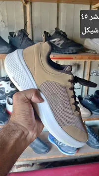 حذاء رياضي - سكيتشرز (Skechers)
