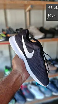 حذاء رياضي - نايكي (Nike)