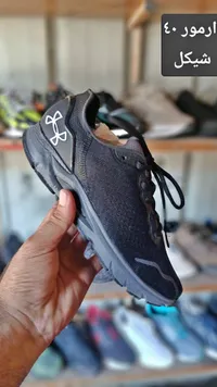 حذاء رياضي - اندر ارمر (Under Armour)
