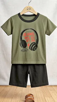 طقم ملابس أطفال - سماعات رأس (Jeans We St)