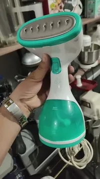 مكواة بخار محمولة