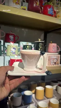 طقم كوب مع صحن سيراميك بتصميم عصري