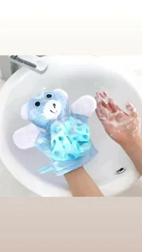 قفاز استحمام على شكل دب للأطفال
