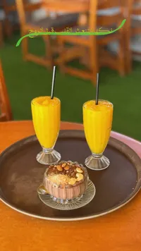 عصير مانجو طبيعي بارد