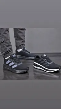 حذاء رياضي - أديداس (Adidas)