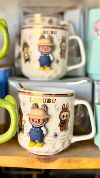 كأس مق سيراميك بتصميم لابيوبو (Labubu)
