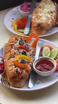 تشيكن بيتزا ساندويتش