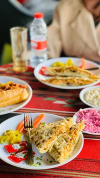 وجبة شاورما شرقية مشكلة