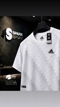 تيشيرت رياضي بنقشة مميزة - أديداس (Adidas)