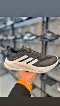 حذاء رياضي سوبر نوفا إيز - أديداس (Adidas)