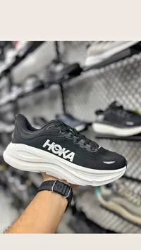 حذاء رياضي - Hoka
