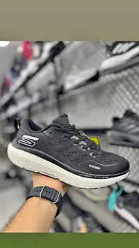 حذاء رياضي رجالي - سكيتشرز (Skechers)