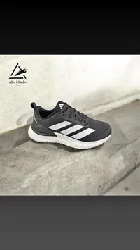 حذاء رياضي - اديداس (Adidas)