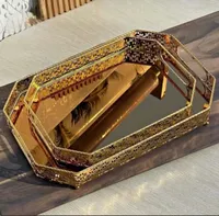 طقم صواني تقديم معدنية ذهبية