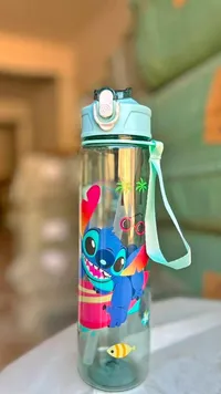 زجاجة مياه بتصميم ستيتش (Stitch)