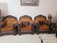 كنب بحالة ممتازة