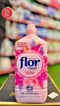 منعم ملابس مركز تويست برائحة الفواكه الحمراء - فلور (Flor)