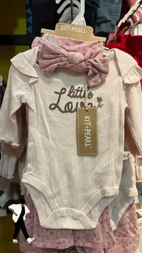 طقم ملابس أطفال - ليتل لاف من كيت آند بيرل (Kit+Pearl)