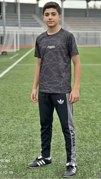 طقم رياضي للأولاد - أديداس (Adidas)