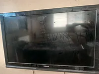 بيع شاشة ٤٢بوصة - سوق غزة