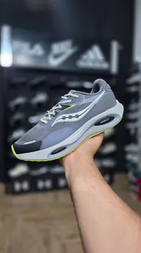 حذاء رياضي - ساكوني (Saucony)