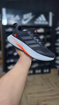 حذاء رياضي - أديداس (Adidas)