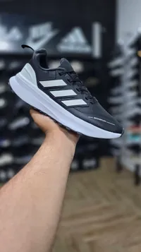 حذاء رياضي رجالي - أديداس (Adidas)