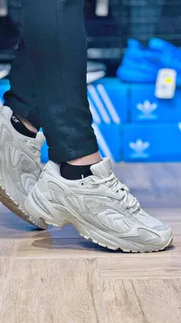 حذاء رياضي - نيو بالانس 725 (New Balance)