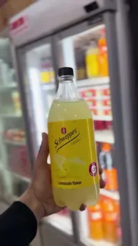 مشروب غازي بنكهة الليمون - شويبس (Schweppes)
