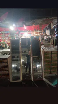 مرايا عرض الملابس المحمولة