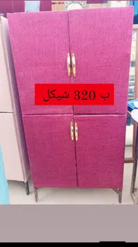 خزانة خشب وردية - 320 شيكل