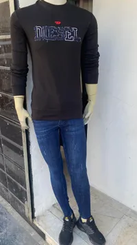 كنزة ديزل سوداء برسومات