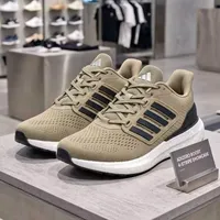 حذاء رياضي أديزيرو بوست - أديداس (Adidas)