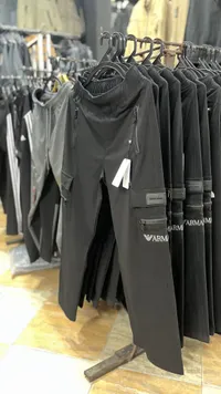 بنطال كارجو رياضي أسود - إمبوريو أرماني (Emporio Armani)