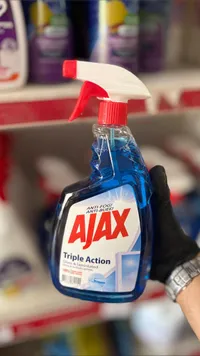 بخاخ منظف الزجاج والأسطح - أجاكس (Ajax)