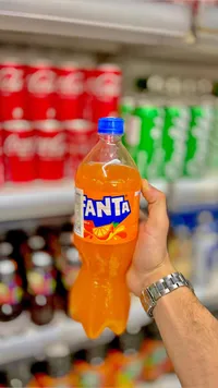 مشروب غازي بنكهة البرتقال - فانتا (Fanta)