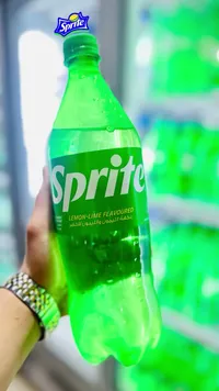 مشروب غازي بنكهة الليمون والليمون الأخضر - سبرايت (Sprite)
