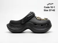 حذاء كروكس (Crocs)
