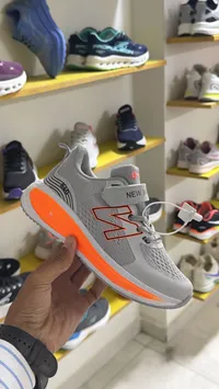 حذاء رياضي New Balance 840