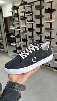حذاء رياضي كاجوال - فريد بيري (Fred Perry)