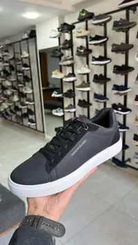 حذاء رياضي كاجوال - تومي هيلفيغر (Tommy Hilfiger)
