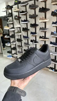 حذاء رياضي إير فورس 1 - نايكي (Nike)